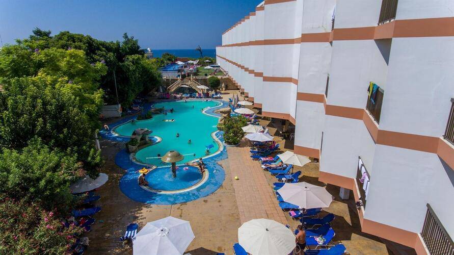 Avlida Hotel