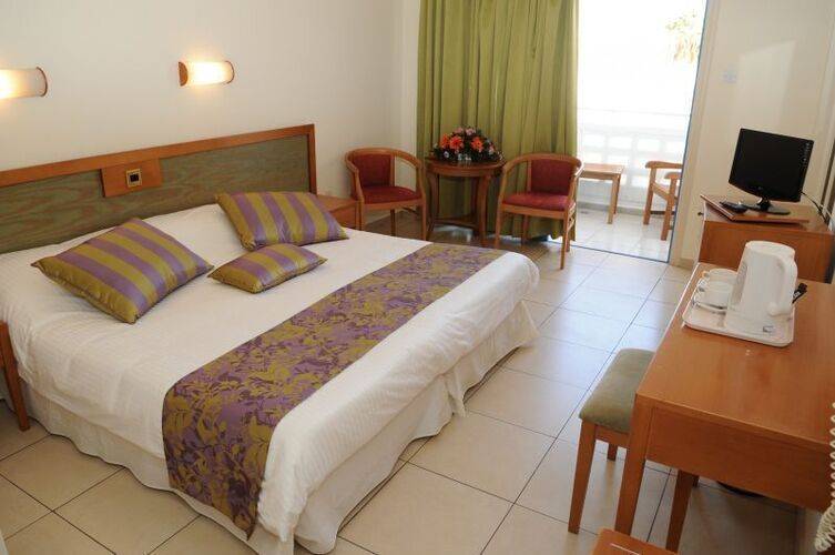 Smartline Mayfair Paphos