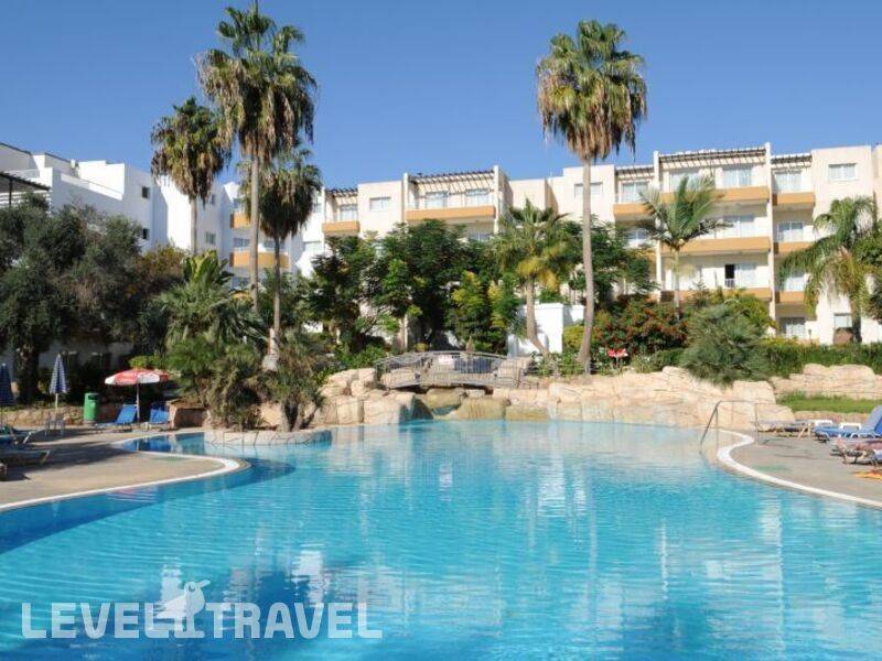 Фотография Smartline Mayfair Paphos