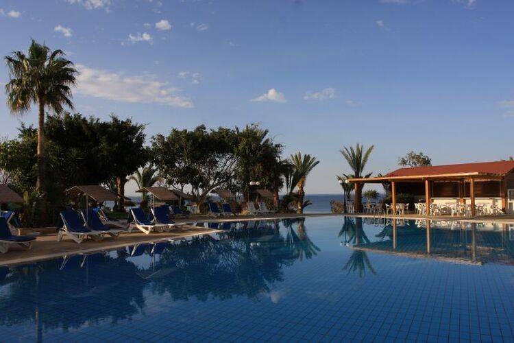 Crystal Springs Beach Hotel
