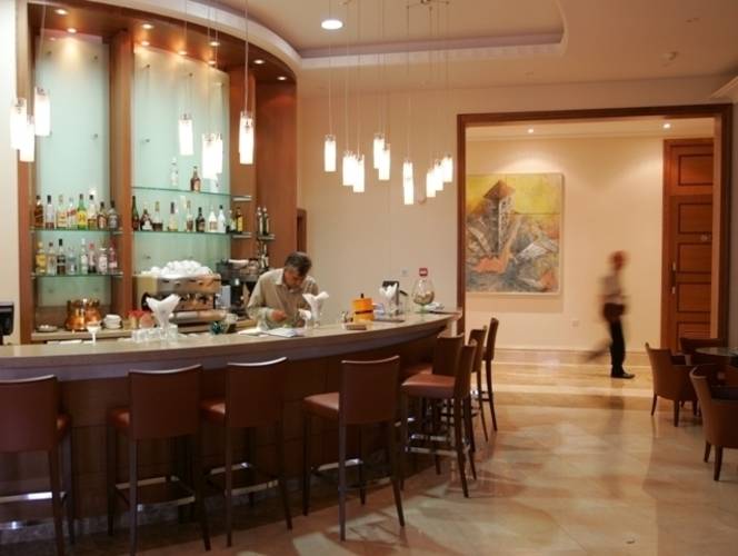 Ajax Hotel