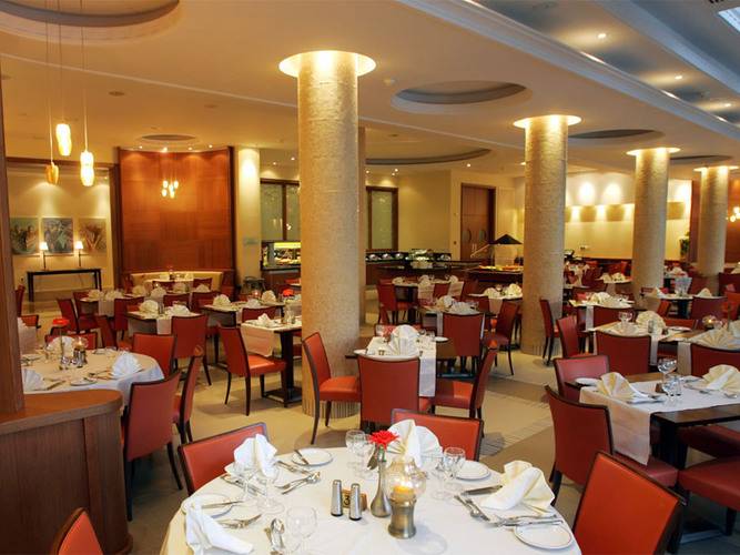 Ajax Hotel