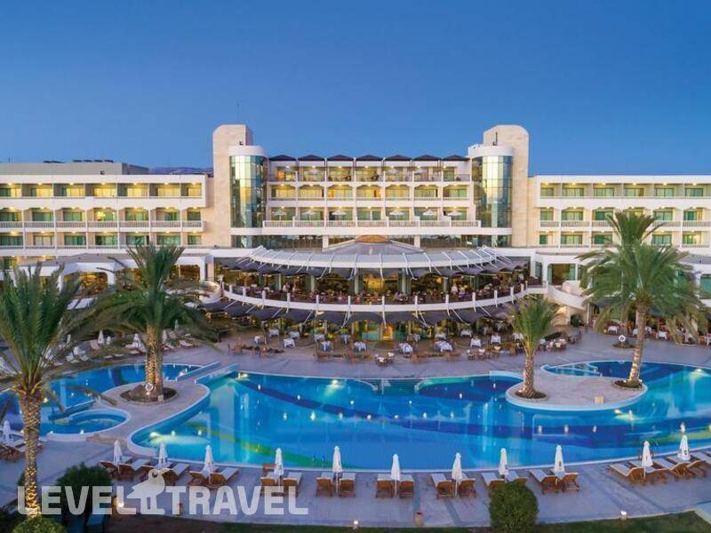 Фотография Constantinou Bros Athena Beach Hotel