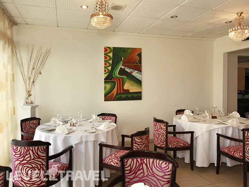 Фотография Jasmine Hotel Apartments