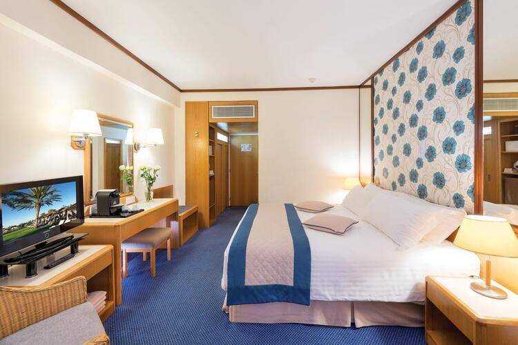 Constantinou Bros Athena Royal Beach Hotel (Adults Only 16+)