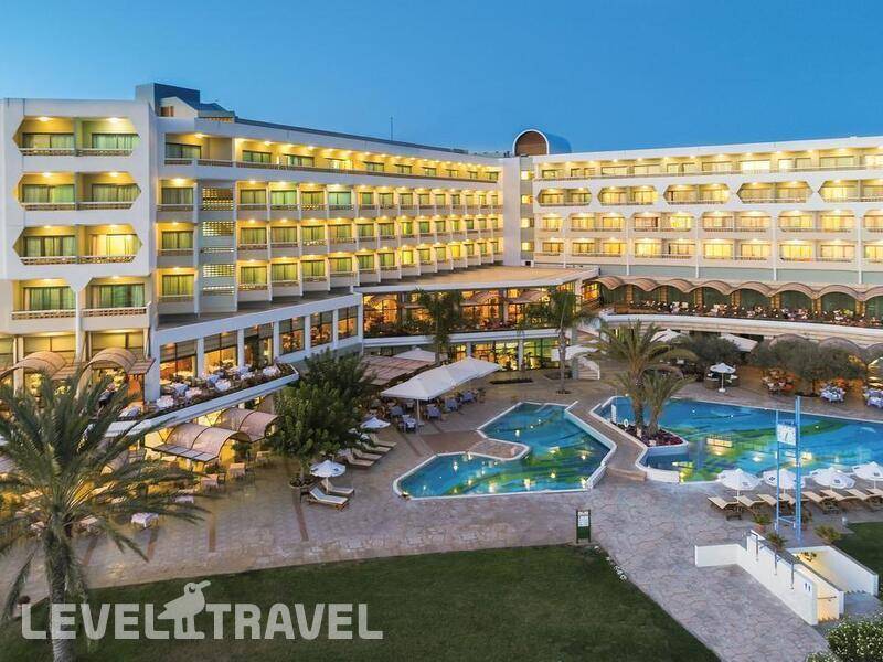 Фотография Constantinou Bros Athena Royal Beach Hotel (Adults Only 16+)