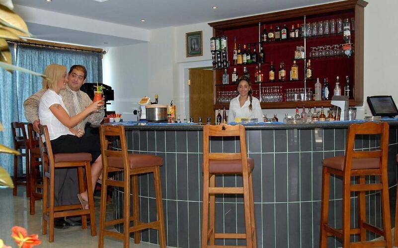 Moniatis Hotel