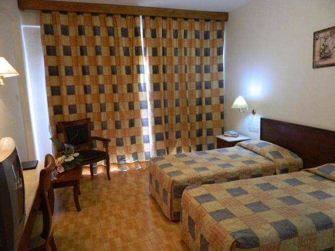 Moniatis Hotel