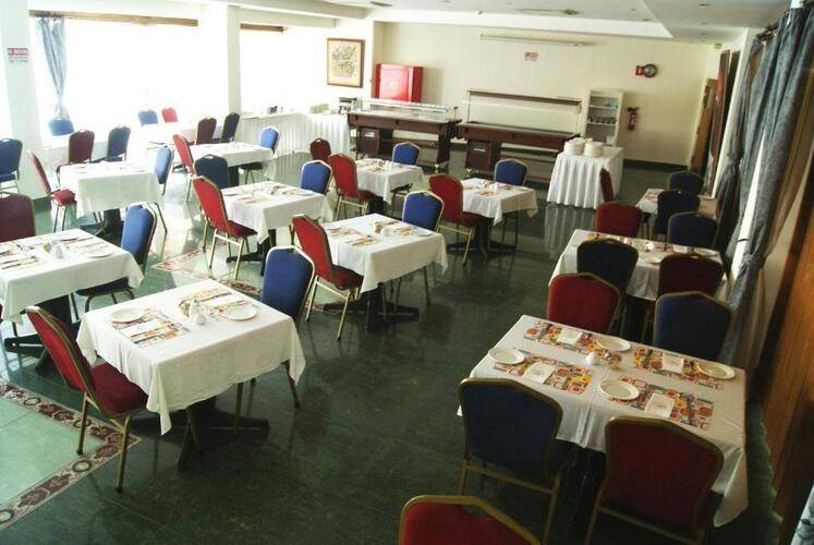 Moniatis Hotel