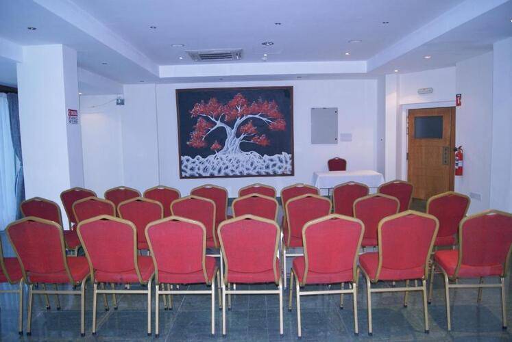 Moniatis Hotel