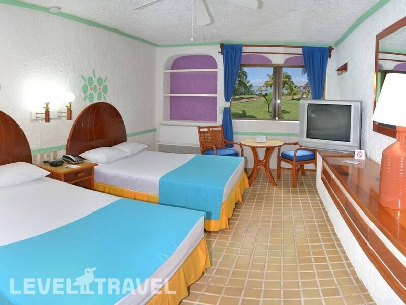 Фотография Cancun Clipper Club