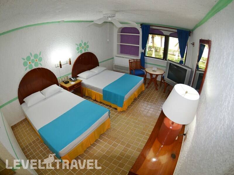 Фотография Cancun Clipper Club