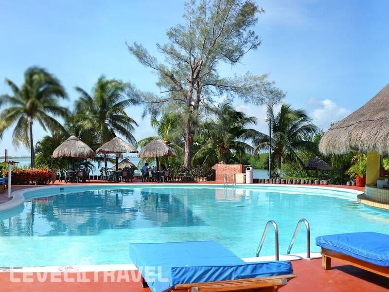 Фотография Cancun Clipper Club