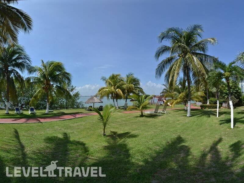 Фотография Cancun Clipper Club