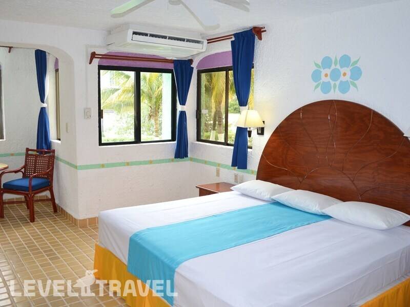 Фотография Cancun Clipper Club