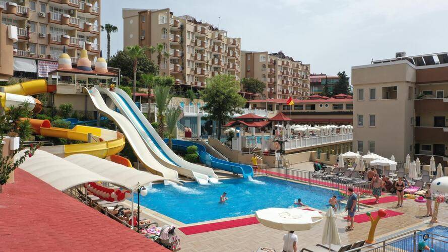 Club Paradiso Hotel & Resort