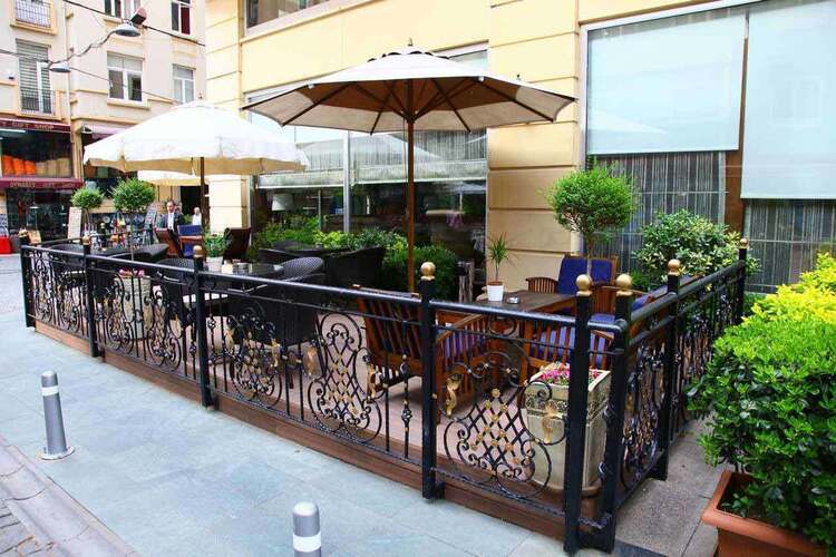 Grand Oztanik Hotel