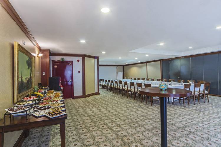 Grand Oztanik Hotel