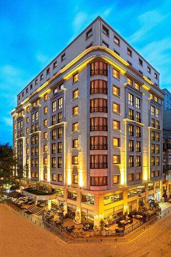 Grand Oztanik Hotel