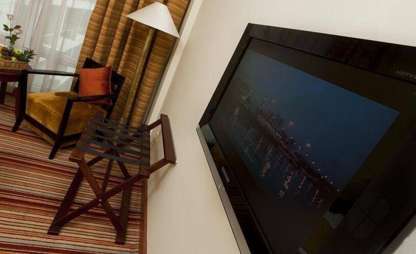 Rayan Hotel