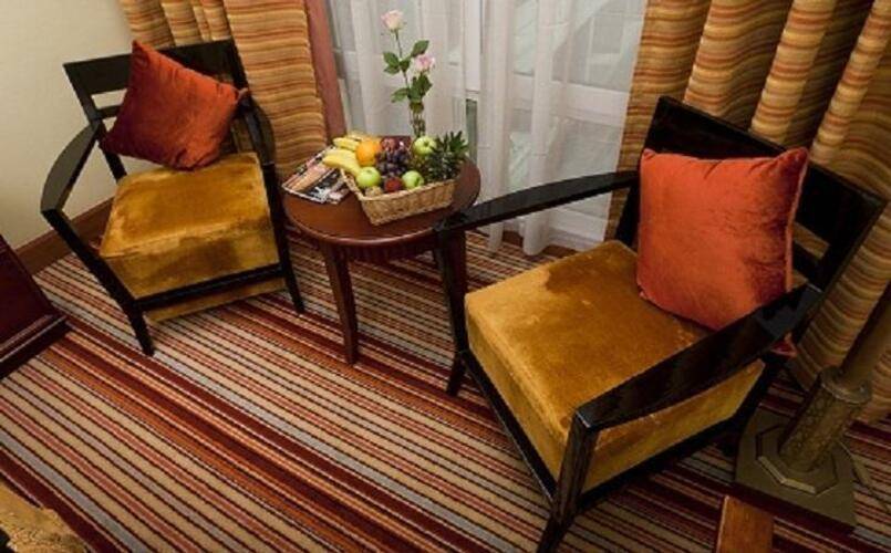 Rayan Hotel