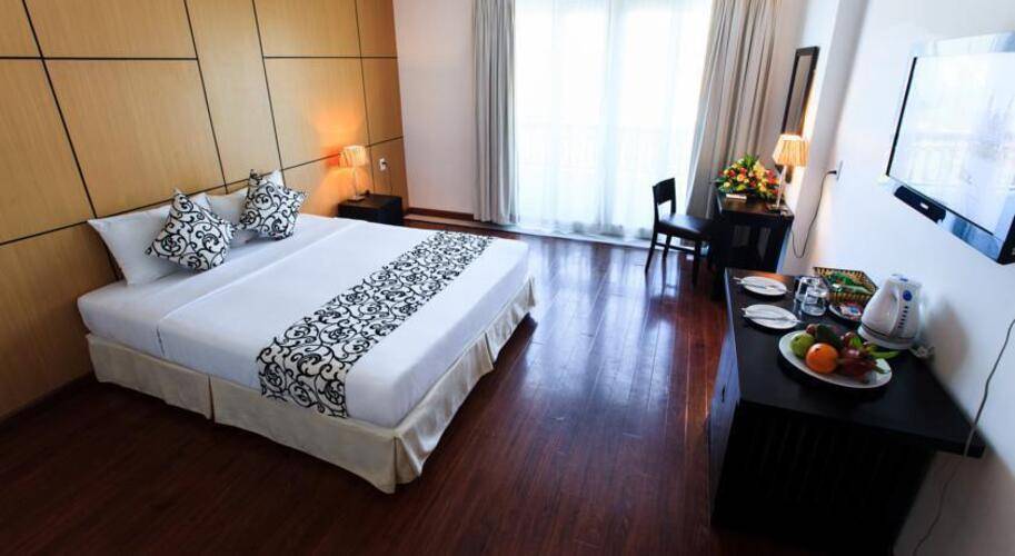 Paragon Villa Hotel