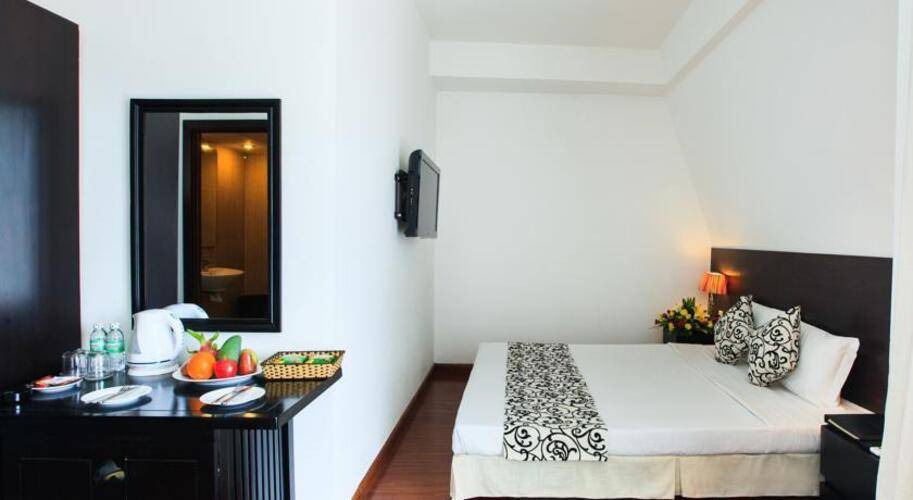Paragon Villa Hotel