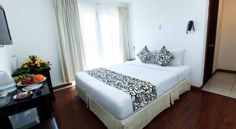 Paragon Villa Hotel