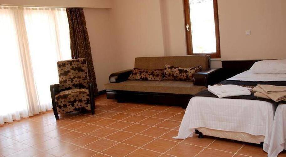 The One Club Hotel