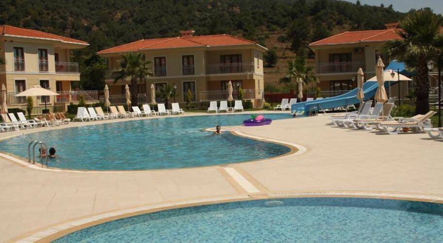 The One Club Hotel