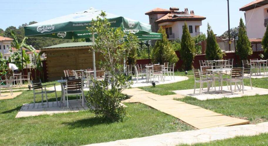 The One Club Hotel