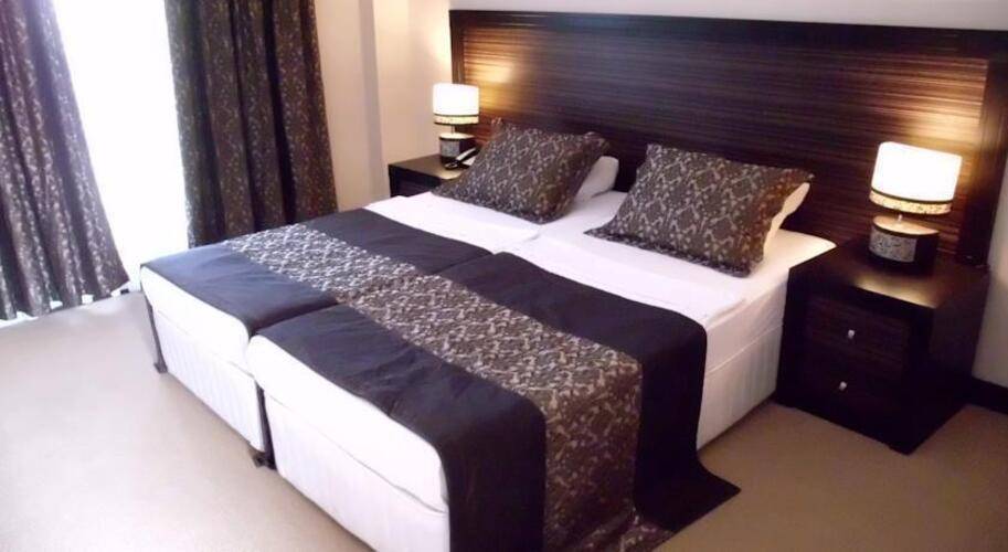 The One Club Hotel