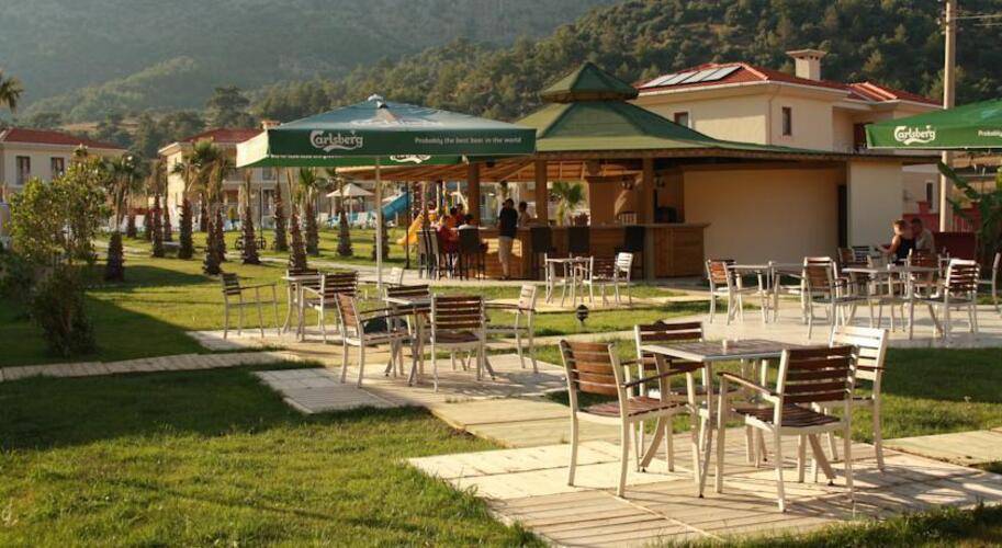 The One Club Hotel