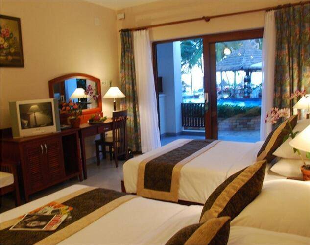 Canary Beach Resort