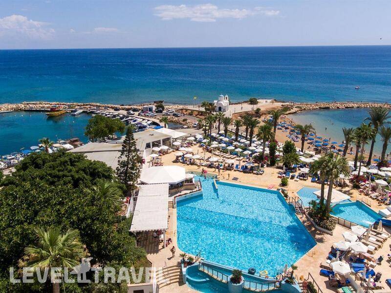 Фотография Golden Coast Beach Hotel