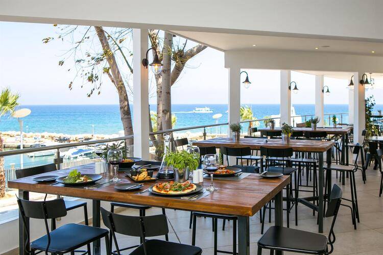 Golden Coast Beach Hotel