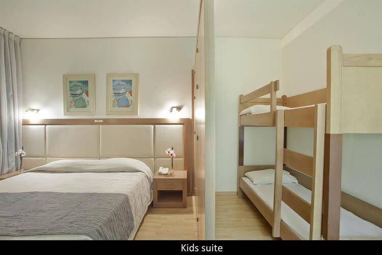 Golden Coast Beach Hotel
