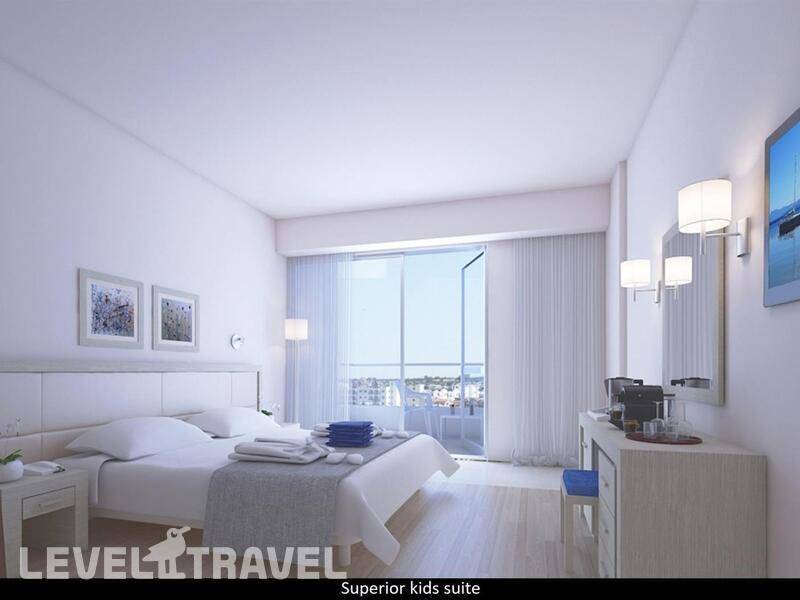Фотография Golden Coast Beach Hotel