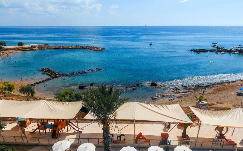 Golden Coast Beach Hotel