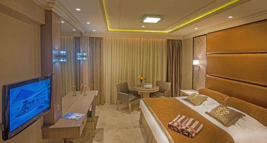 Adams Beach Hotel