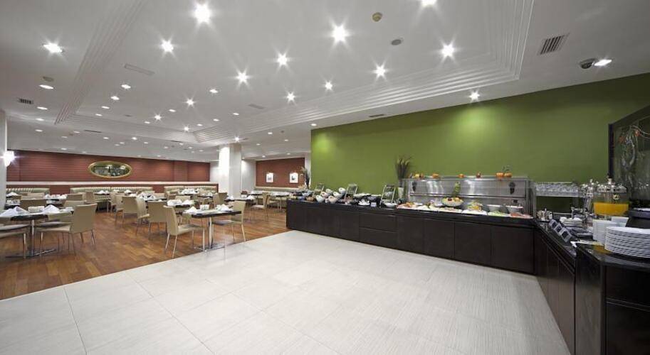 Lamartine Hotel