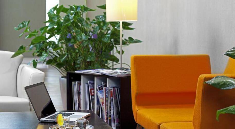Lamartine Hotel