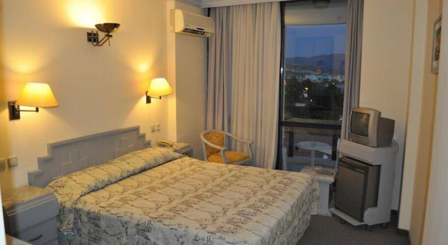 Grand Ozcelik Hotel