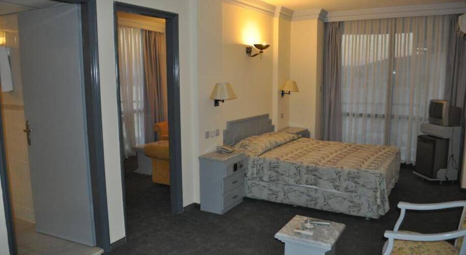 Grand Ozcelik Hotel