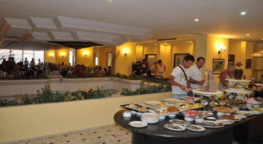 Grand Ozcelik Hotel