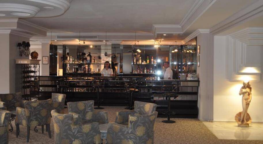 Grand Ozcelik Hotel