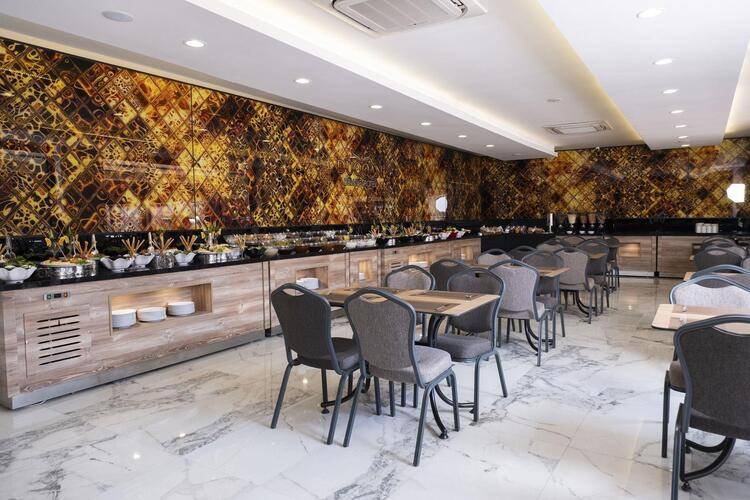 Duqqan Deluxe Hotel (Ex. Dabaklar Hotel)