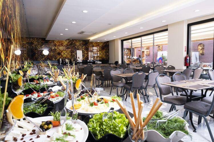 Duqqan Deluxe Hotel (Ex. Dabaklar Hotel)