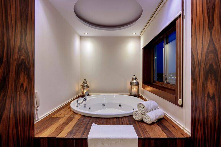 Royal Teos Thermal Resort Clinic & Spa (Ex.Euphoria Aegean Resort&Spa)