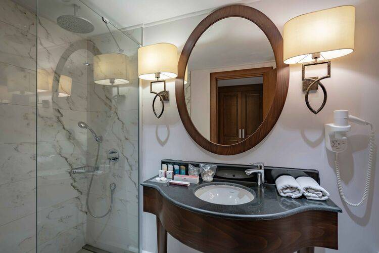 Royal Teos Thermal Resort Clinic & Spa (Ex.Euphoria Aegean Resort&Spa)